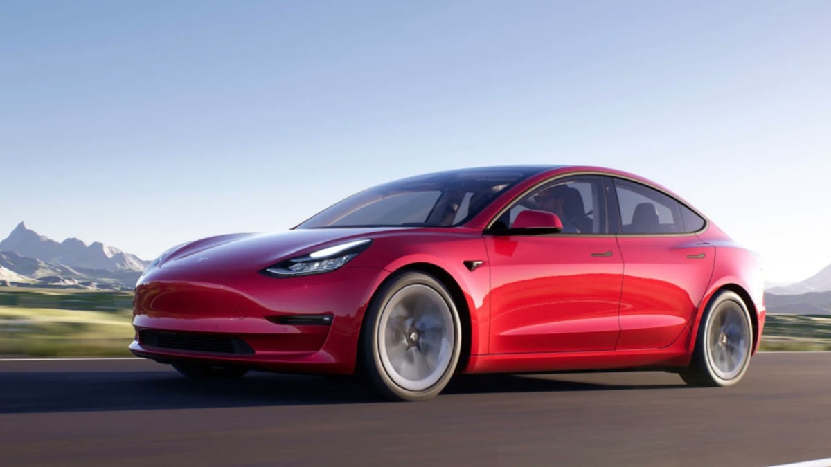 Tesla Model 3 Tax Credit Expected to be Reduced After Year End