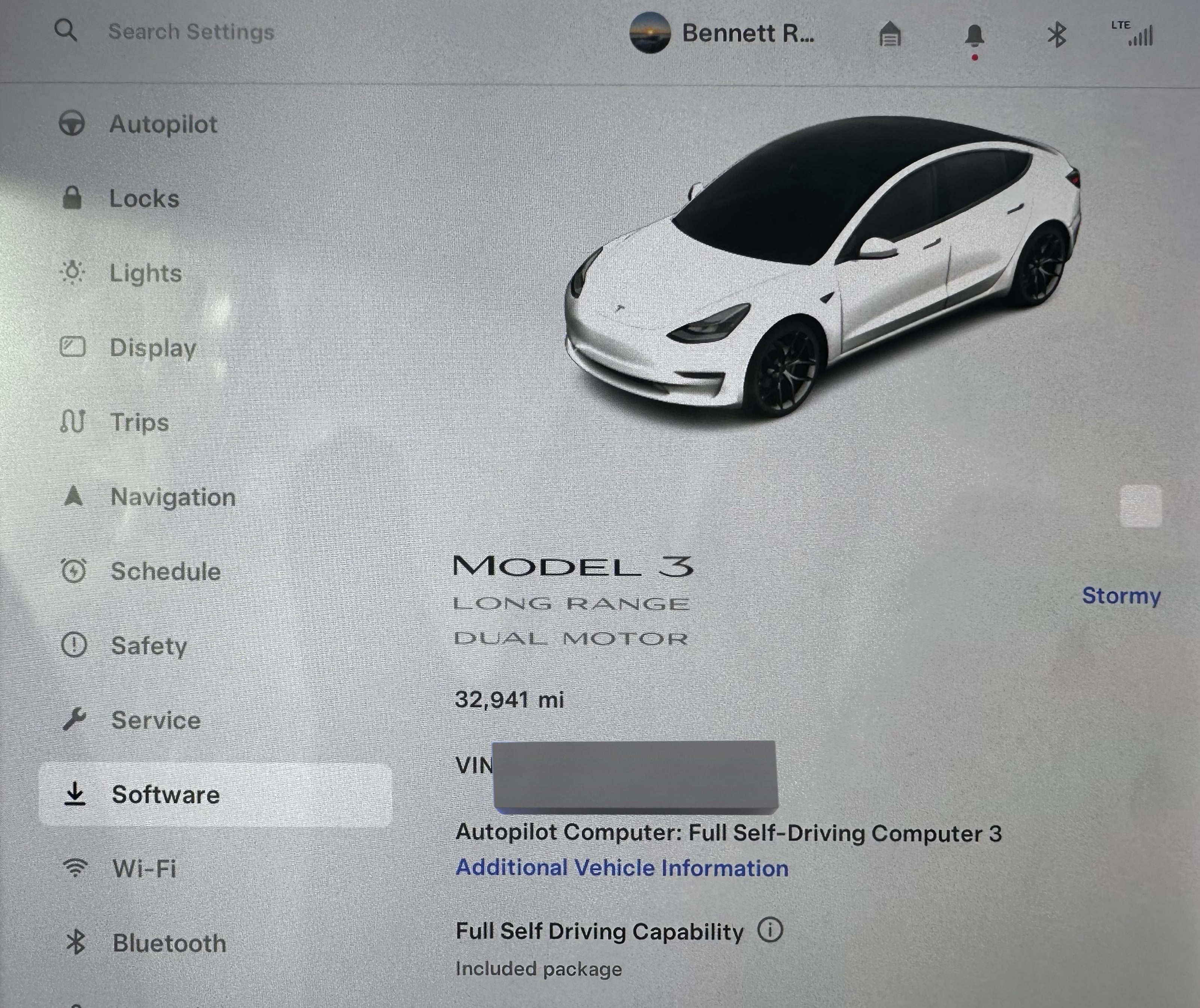 Tesla Autopilot Hardware Version feature in update 2024.39.5