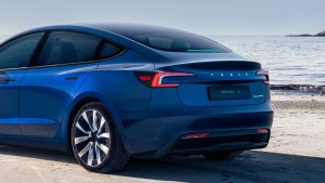 Tesla Model 3 Highland front Hardware 4.0 camera mimics the